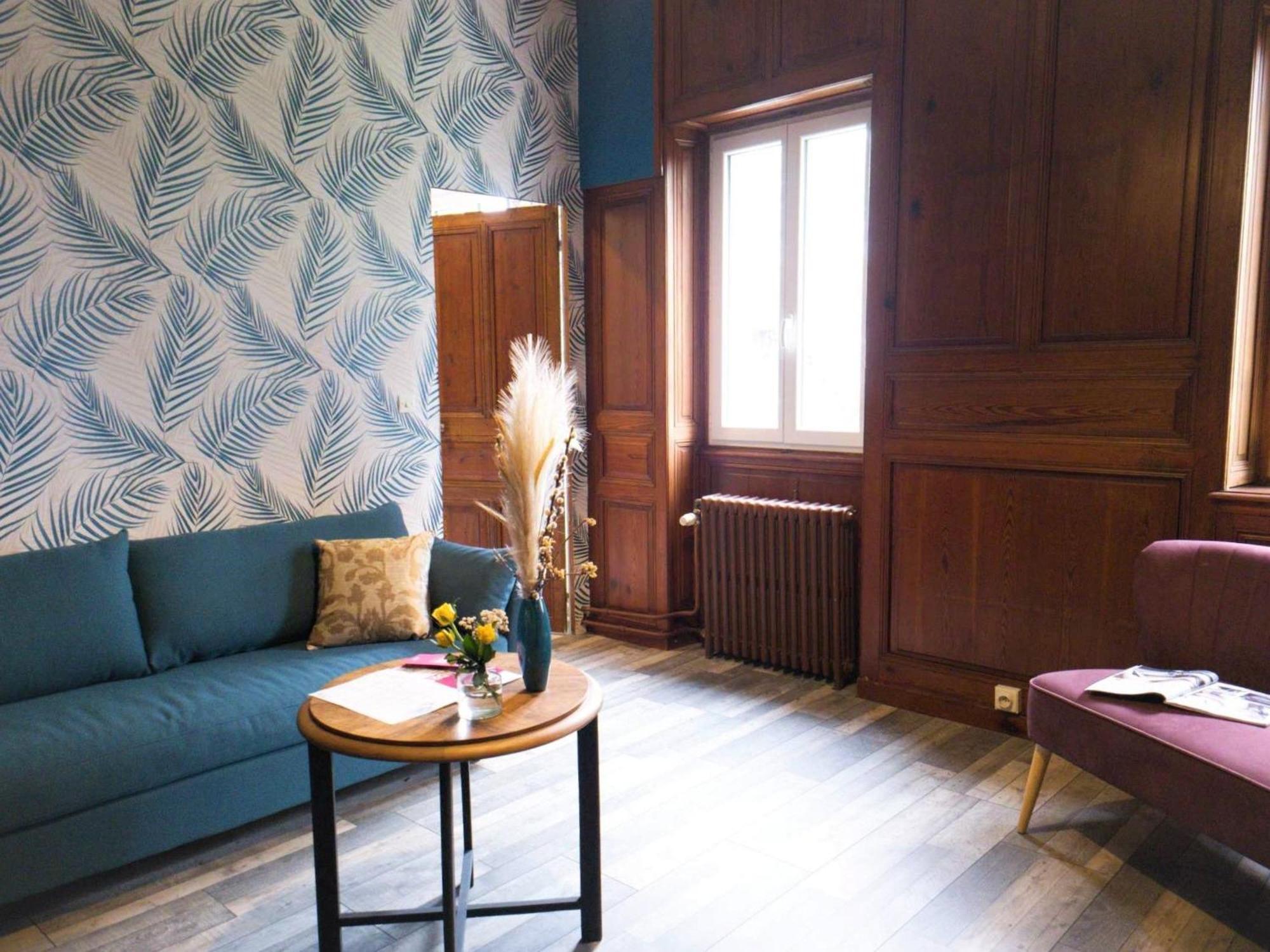 Sejour De Charme Au Chateau Avec Petit-Dejeuner Et Parking - Fr-1-591-705 Cluis Eksteriør billede